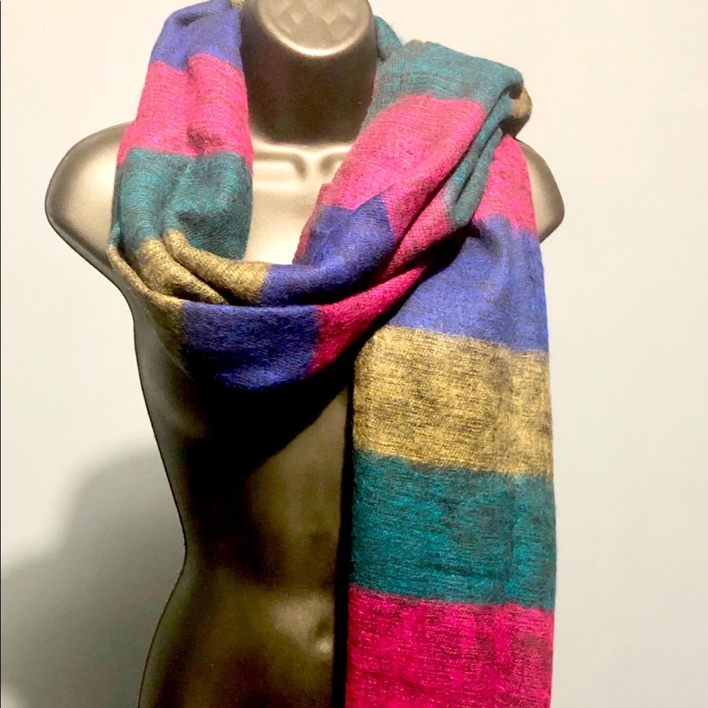 Multicolor scarf